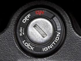 车上的LOCK是什么意思